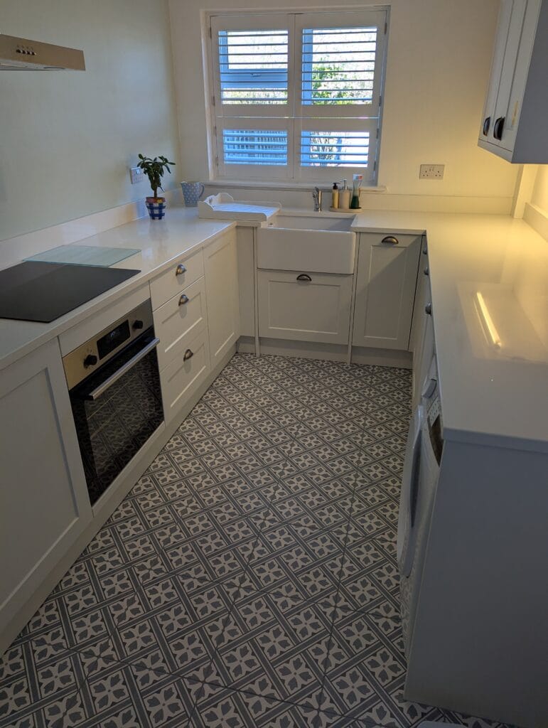 black-birch-kitchen-fitting-3