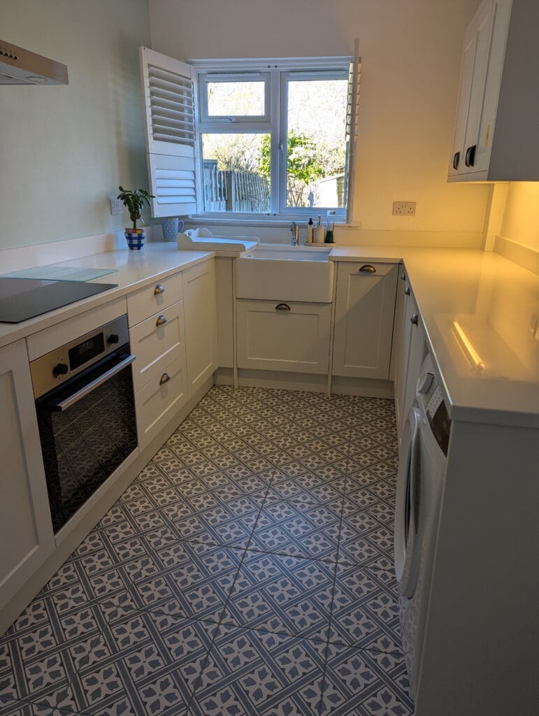 black-birch-kitchen-fitting-4